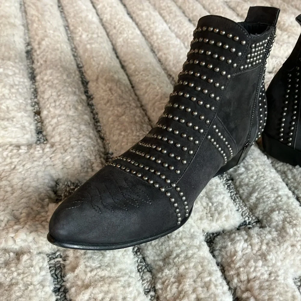 Anine Bing Women's Studded Grey Suede Ankle Boots